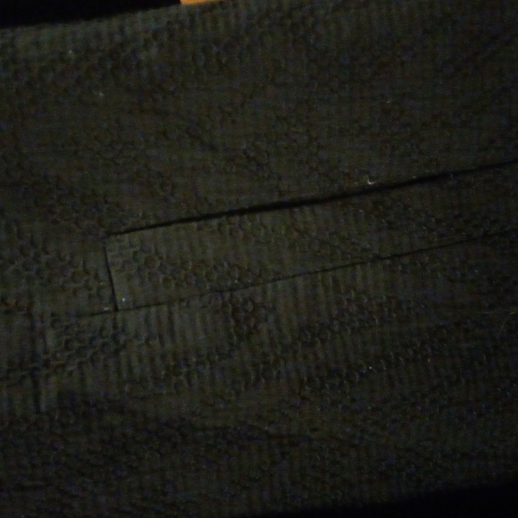 Womens elie tahari coat black quilted sz 14  pockets 37 long 20 armpit to armpit - Picture 6 of 9